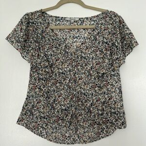 Madewell women’s floral button down blouse.
